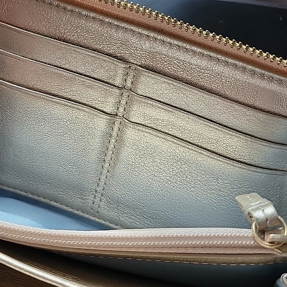Coach Leatherware Est 1941 Metallic Double Buckle Zip Around Long Wallet Ivory G